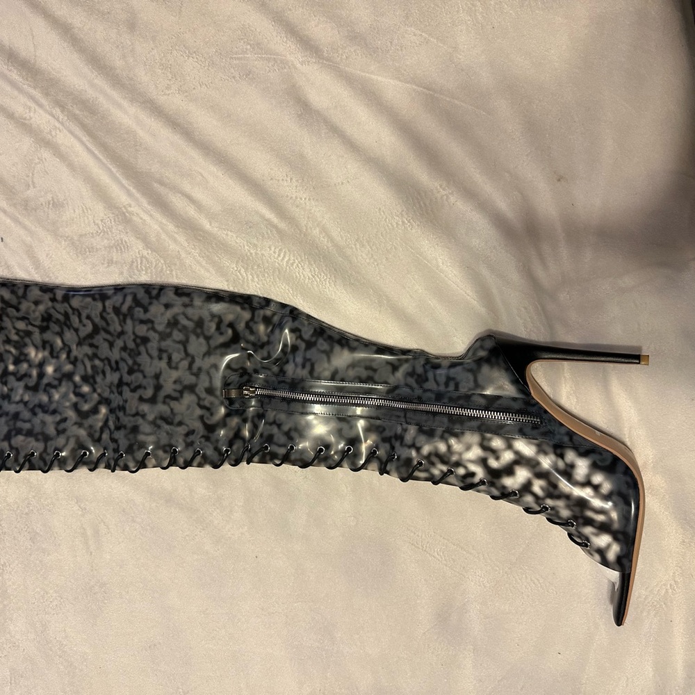 Black & Grey Tie Up Thigh Boots - Picture 5 of 6